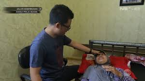 Sensasi rasa hangat dan pedasnya ternyata bisa memberikan banyak manfaat sehat untuk tubuh. Rutin Konsumsi Kunyit Putih Dan Madu Ibu Ini Terbebas Dari Penyakit Tumor Otak Youtube