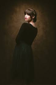 How To Achieve Ultra Soft Lighting With Flash Fine Art Portrait Photography Portrait Photography Women Studio Portrait Photography