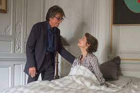 Alors que julien se sent suivi en permanence, ce qui exaspère fortement sa femme lucie, leur fils alex apprend qu'eva, lycéenne de 17 ans, est enceinte de lui. Voyez Comme On Danse La Critique Du Film