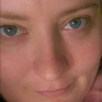 Melanie Sasse's Instagram, Twitter & Facebook