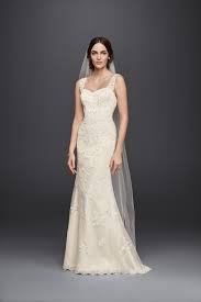 Tulle And Lace Wedding Dress With Tank Straps David S Bridal Form Fitting Wedding Dress Wedding Dresses Lace Davids Bridal Wedding Dresses
