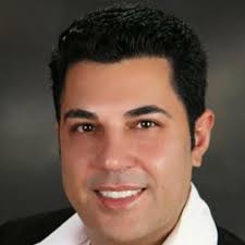 David Milot the owner of RE/MAX Eastside/ Metro 🔵⚪️🔴and great boss #remax  #bellevue#remaxeastsidebrokers @ Bellevue, Washington