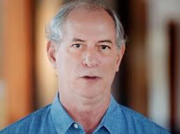 Foi deputado, prefeito, governador e ministro. Ciro Gomes Aborda Cristianismo Biblia E Constituicao