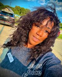 Baritone (@urgrlbaritone) • Instagram તસ્વીરો અને વિડિઓઝ