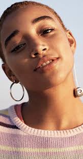 Amandla Stenberg Actress Everything Everything Named For The Zulu And Xhosa Word For Power African American Actress Amandla Stenberg African American Girl