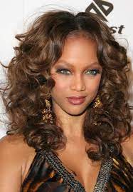 Tyra Banks Makeup Looks Lovetoknow Long Hair Styles Hair Styles Curly Hair Styles