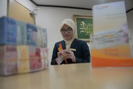 Sehatkan kembali keuangan pasca lebaran dengan cara ini. Bank Danamon Pangkas Jam Operasional Layanan Republika Online