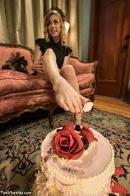 lezbiyen ayak Fetiş seks ile derin kayış Üzerinde Anal Lanet at kedi porno  Resimler