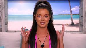 Missing maura and her coarse catchphrases? 8 Reasons Why We Love Maura On Love Island So Far