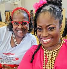 Had a TIME today doing comedy for The Rainbow Tea!!! Somehow, I was the  only Pink so I was SAT DOWN to the Red Table AND I LOVED IT!!! Shoutout to  Renee
