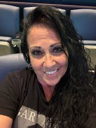 Hi everyone!! I'm new to this singles page. How is everyone doing?