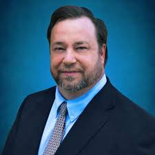 Achieving Ultralow-Loss Photonics Array Alignment