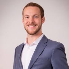 I'm thrilled to share that I'll be joining Eaton's incredible team as  Marketing Commercialization and Creative Lead! Eaton is dedicated to  improving people's lives and the environment with power…