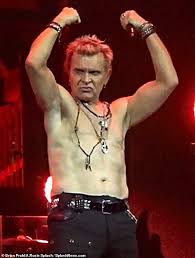 Rock legend billy idol beams as he takes photos with fans at sydney airport. Pin On Billy Idol