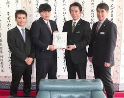 刺さったgj d うぽつ d カッケー弾幕これかよww. å¹³è‰¯æµ·é¦¬é¸æ‰‹ åŸ¼çŽ‰è¥¿æ­¦ãƒ©ã‚¤ã‚ªãƒ³ã‚º ãŒå…¥å›£å ±å'Šã«å¸‚é•·è¡¨æ•¬ ã‚„ã„ã¾ãƒ‹ãƒ¥ãƒ¼ã‚¹ ã‚„ã„ã¾ã‚¿ã‚¤ãƒ 
