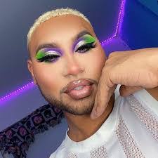 Crystal Claudio's Instagram, Twitter & Facebook