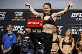 Zhang weili reacts with joe rogan after her tko loss to ufc strawweight champion rose namajunas at ufc 261: Dana White No Danger To Ufc 248 Co Main Event After Champ Zhang Weili Left China Mma Fighting