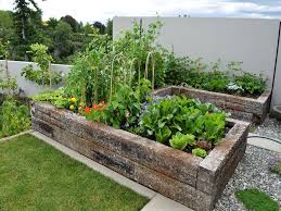 Garden Bed And Planter Ideas Doityourselflist Home Vegetable Garden Indoor Vegetable Gardening Vegetable Garden Planning