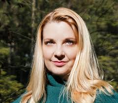 by an ex-lover to investigate a strange phenomenon—