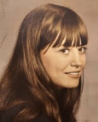 Martha Mccartney's Instagram, Twitter & Facebook