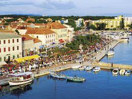 Drazica beach, the main beach, is only 10 opposite biograd is the island of st. Die Konigsstadt Biograd Na Moru