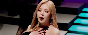 Https Encrypted Tbn0 Gstatic Com Images Q Tbn And9gcsdjgge6swexhnqrgd42isqld3dxpwde3gapw Usqp Cau I really did fall in love with soojin the first time i saw her. 2