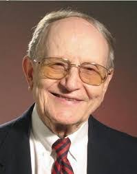 Kari Griggs's Instagram, Twitter & Facebook