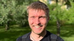 Tom Kratzer's Instagram, Twitter & Facebook