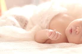 yenidogan bebeklerde usume hakkinda bilmeniz gerekenler