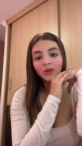 Angela Closner's Instagram, Twitter & Facebook