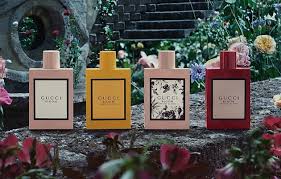 Parfum is part of the alchemist's garden collection, designed as an alchemist's laboratory where everyone can create their own unique fragrance. Gucci The Alchemist S Garden The Voice Of The Snake Eau De Parfum Gucci Sephora