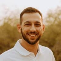 Devon Gomes's Instagram, Twitter & Facebook