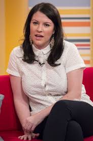 Laura norton (born 19 june 1983) is an english actress, known for her role as kerry wyatt on the itv soap opera emmerdale. Emmerdale Star Laura Norton Reveals Secret Behind Weight Loss