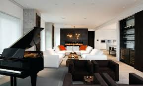 13 ways to decorate around a piano apartment therapy. How To Integrate A Piano Into Your Living Room Decor Mom Does Reviews