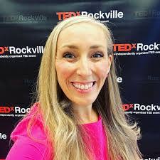 Jennifer Vangilder's Instagram, Twitter & Facebook