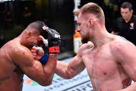 Volkov (also known as ufc fight night 190, ufc on espn+ 48 and ufc vegas 30) was a mixed martial arts event produced by the ultimate fighting championship that took place on june 26, 2021 at the ufc apex facility in enterprise, nevada, part of the las vegas metropolitan area, united states. Alexander Volkov Finishes Alistair Overeem With Brutal Series Of Punches In Ufc Vegas 18 Main Event Mma Fighting