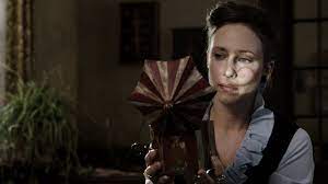 Вера фармига, рон ливингстон, шэнли касвелл и др. The Conjuring Trailer 2013 Youtube