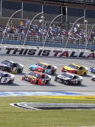 Nascar held a virtual irace on sunday as the sport waits to resume on may 9 following the the stands were packed, jimmie johnson caused several wrecks, denny hamlin raced barefoot and fortunately no drivers were hurt in the wreck. 7cwkqs8etqnnmm