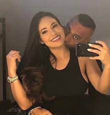 Only a handful of today's artists can claim their success began with youtube, and even less, if any. Russell Peters And Jennifer Andrade Dating Gossip News Photos