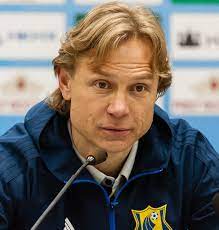 Провел 72 игры и забил 17 голов. Valerij Karpin Naznachen Glavnym Trenerom Sbornoj Rossii Po Futbolu Ia Regnum