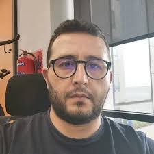 Sabrine Selmi's Instagram, Twitter & Facebook