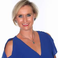 Nicki's Network: The Social Media Anchor