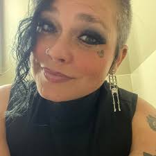 Casey Michelle Lowe (@caseymlowe) • Facebook