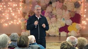 Elmondta, hogy miért fontos az unió és az európai egyesült államok, azonban leginkább orbán viktor miniszterelnököt szidta. Fohos Extra Gyurcsany Ferenc Es Dobrev Klara 2019 04 12 Hir Tv Youtube