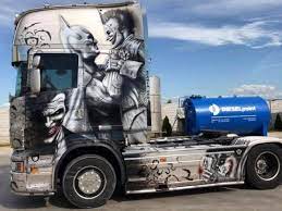 Airbrushed Trucks Are More Impressive Than Anything At Art Displays Thechive Customised Trucks Big Rig Trucks Show Trucks