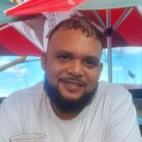 6300+ perfiles de «Nathan