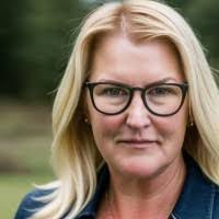 Katherine Kistler's Instagram, Twitter & Facebook