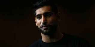 Amir Khan knocks out Phil Lo Greco inside 40 seconds
