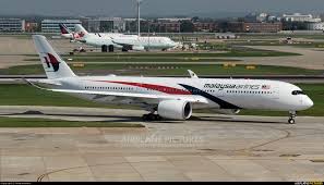 image i would love to see this livery in infinite flight! 9m Mae Malaysia Airlines Airbus A350 900 At London Heathrow Photo Id 1052328 Airplane Pictures Net