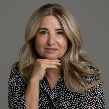 Sandra Olive's Instagram, Twitter & Facebook